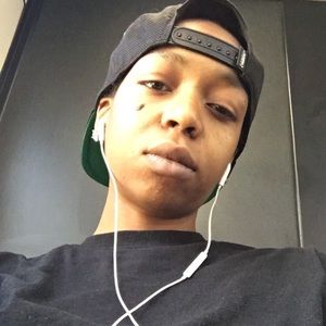 Meet your Posher, Atonya